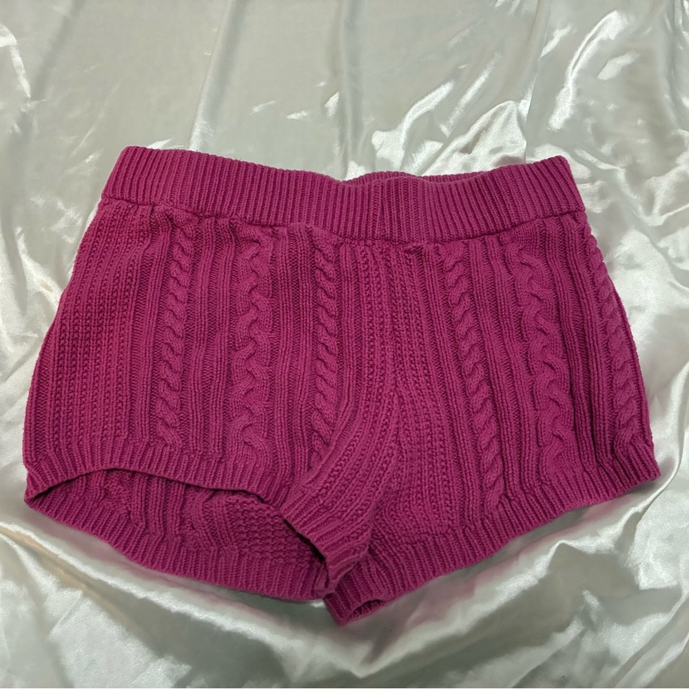Forever21 Cable Knit Shorts in Magenta